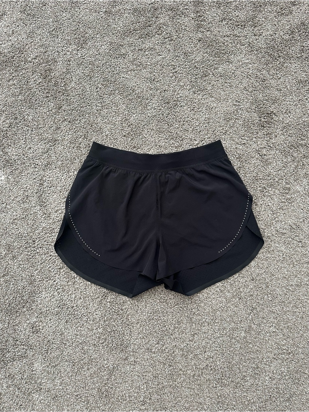 lululemon find your pace shorts - black